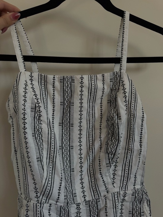 Old Navy Pants - Old Navy White Striped Embroidered Spaghetti Strap Women's Jumpsuit
